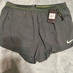 NWT Nike AeroSwift running shorts men’s size XXL green